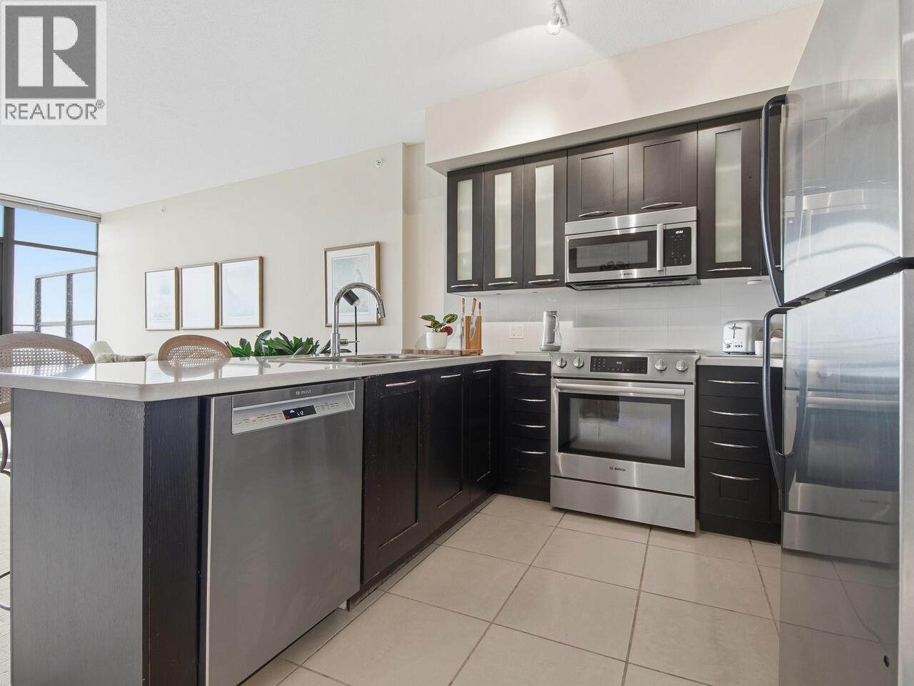 900 9300 University Crescent, Burnaby, British Columbia  V5A 4X9 - Photo 6 - R3086532