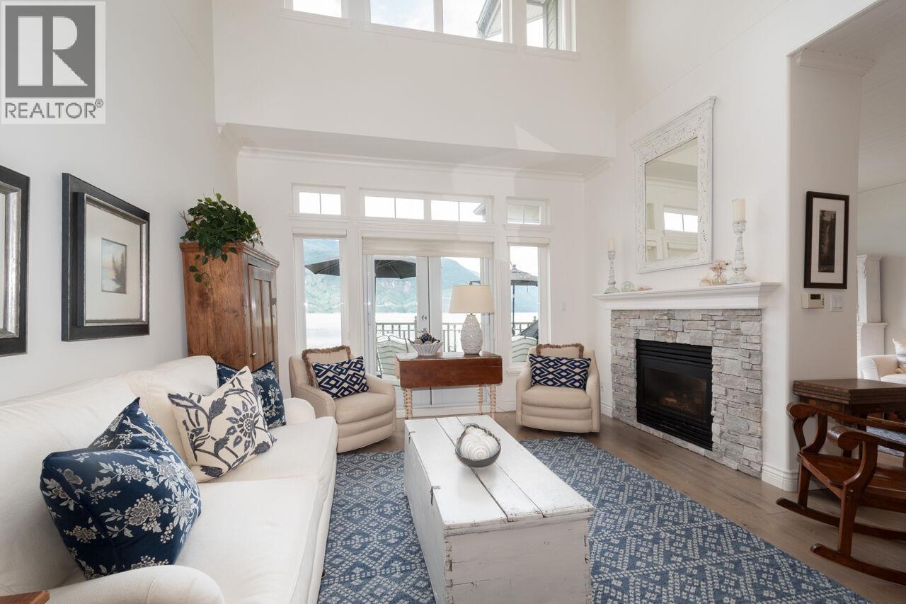 9 Beach Drive, Furry Creek, British Columbia  V8B 1A2 - Photo 7 - R3086564