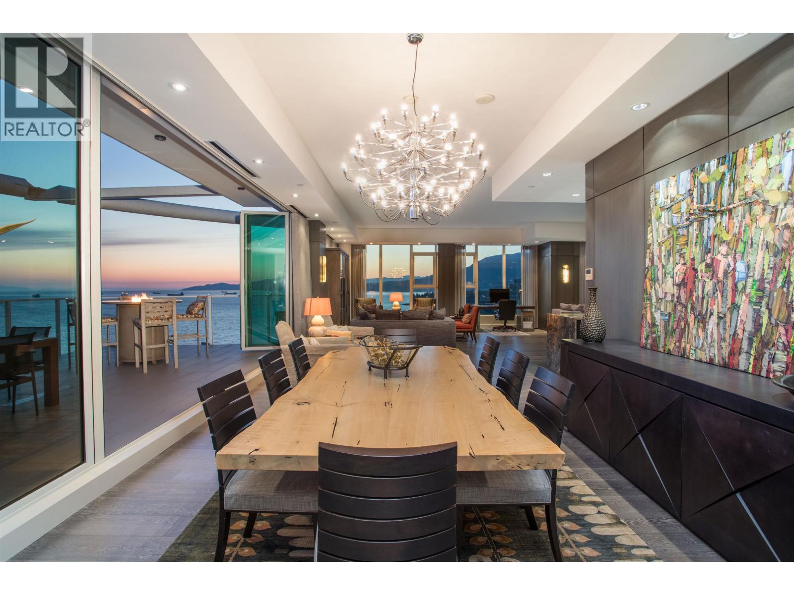 2101 1221 Bidwell Street, Vancouver, British Columbia  V6G 0B1 - Photo 2 - R3086573