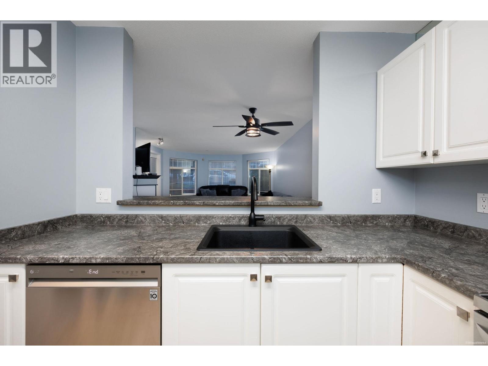 111 12207 224 Street, Maple Ridge, British Columbia  V2X 6B9 - Photo 11 - R3086575