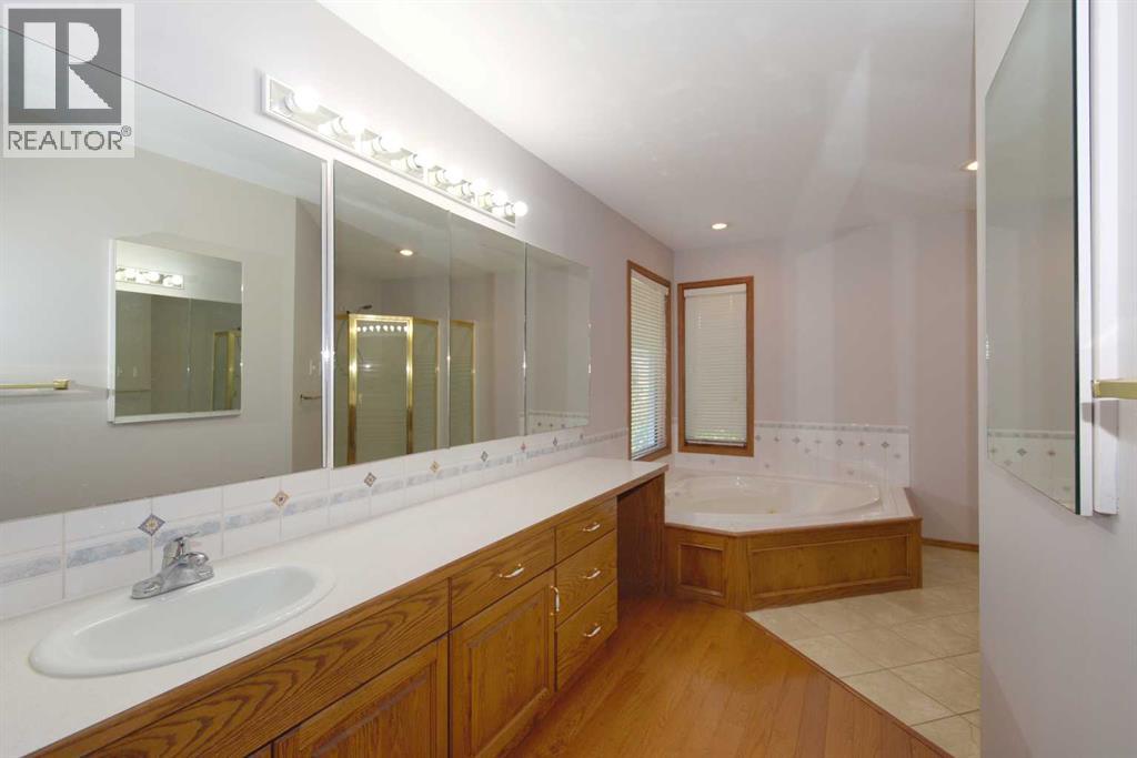 35 Park Meadows Place Se, Medicine Hat, Alberta  T1B 4C4 - Photo 29 - A2248230