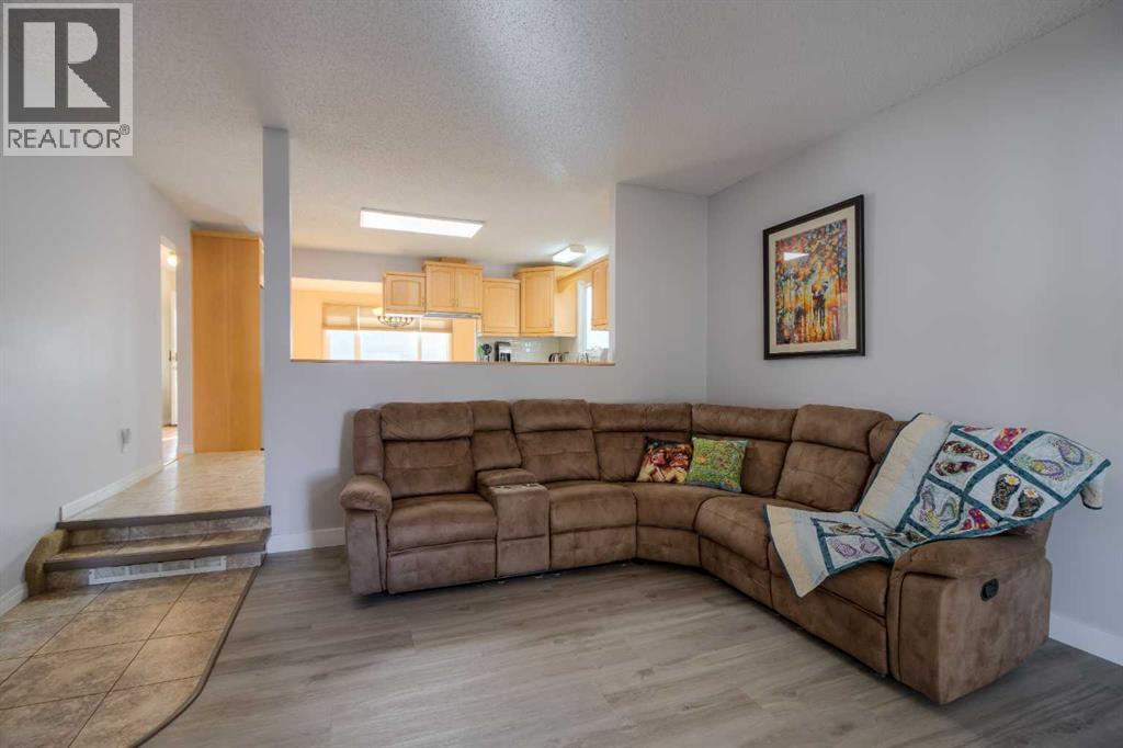 79 Temple Crescent W, Lethbridge, Alberta  T1K 4T3 - Photo 17 - A2283542