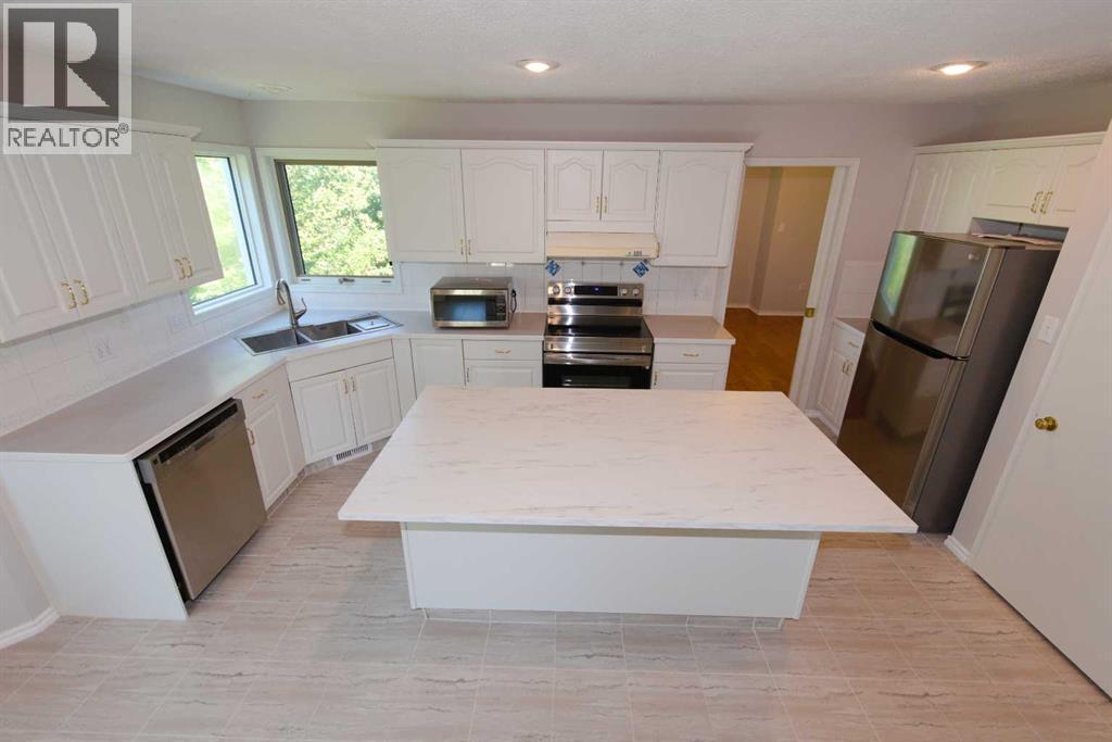 35 Park Meadows Place Se, Medicine Hat, Alberta  T1B 4C4 - Photo 14 - A2248230