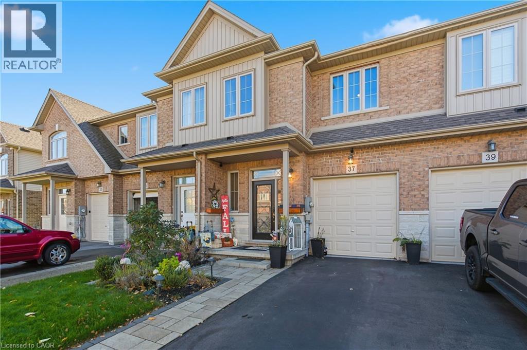 37 Fairgrounds Drive, Binbrook, Ontario  L0R 1C0 - Photo 3 - 40799018