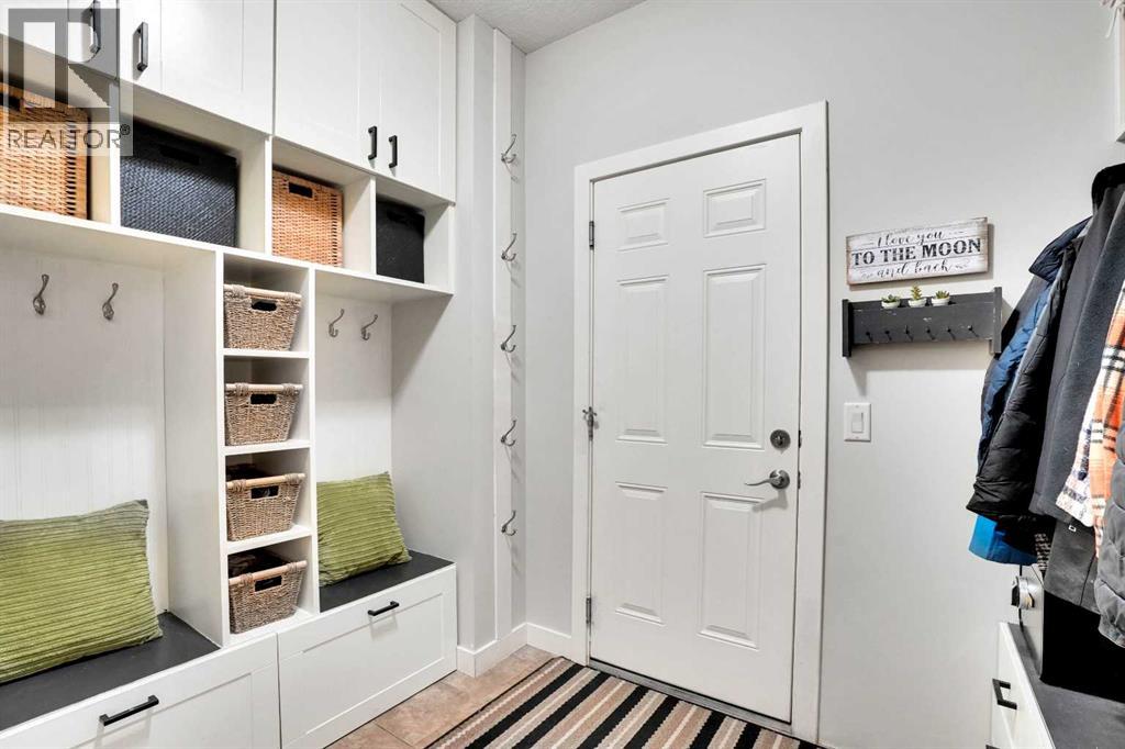 142 Luxstone View Sw, Airdrie, Alberta  T4B 0J9 - Photo 14 - A2267589