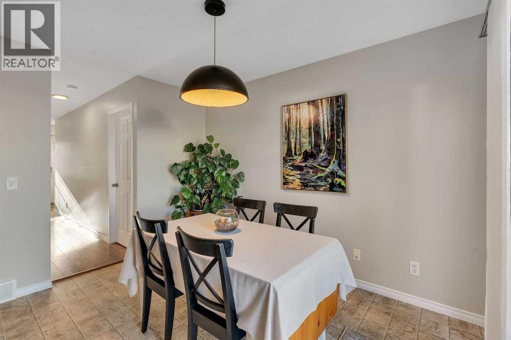 86 Eversyde Common Sw, Calgary, Alberta  T2Y 4Z6 - Photo 17 - A2280590