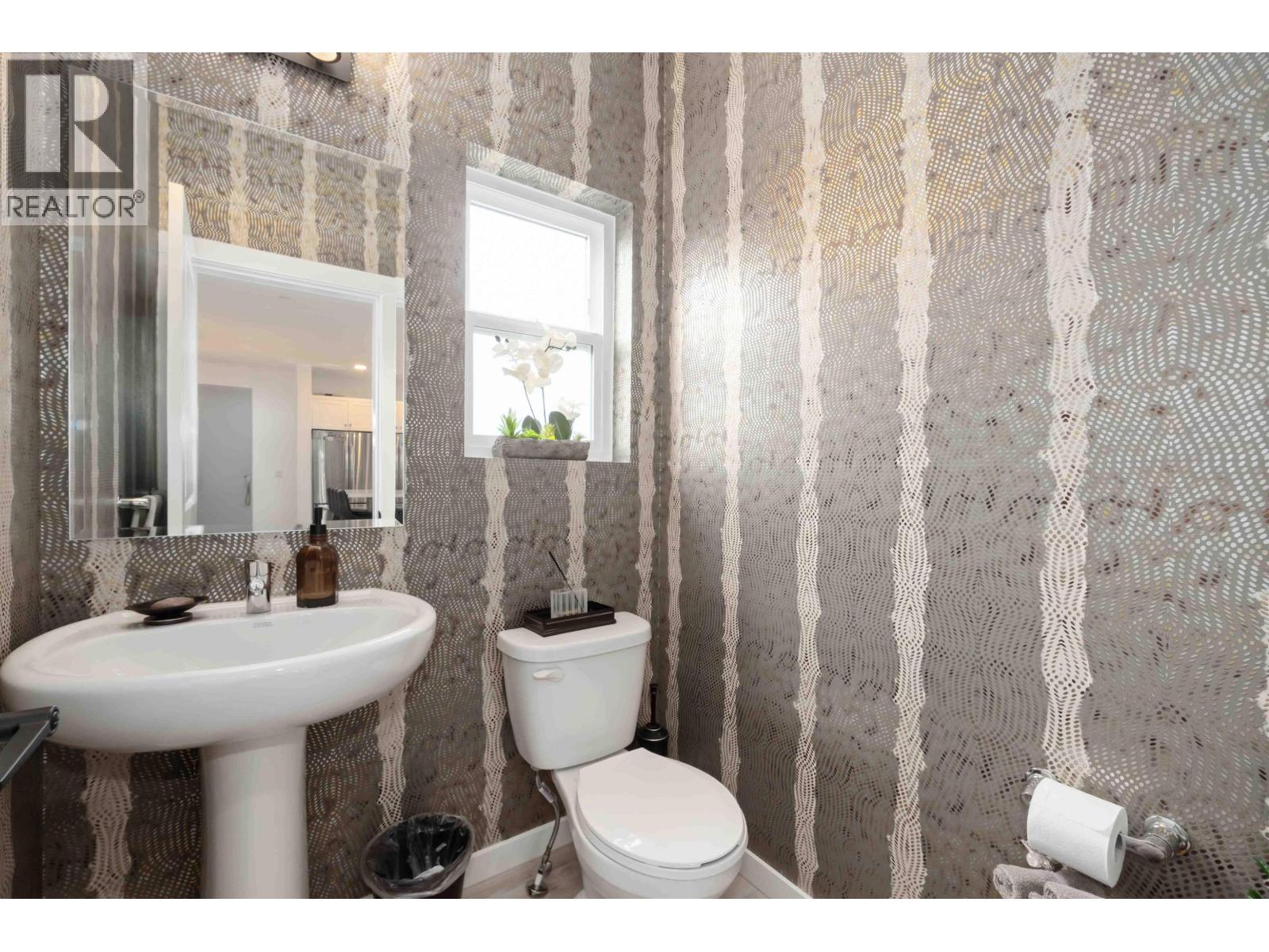 23863 119b Avenue, Maple Ridge, British Columbia  V4R 1W4 - Photo 13 - R3086557