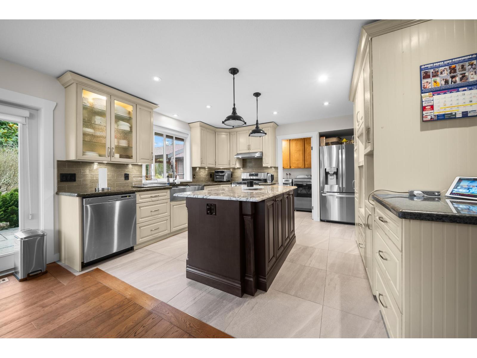 2147 216 Street, Langley, British Columbia  V2Z 1P6 - Photo 19 - R3085134