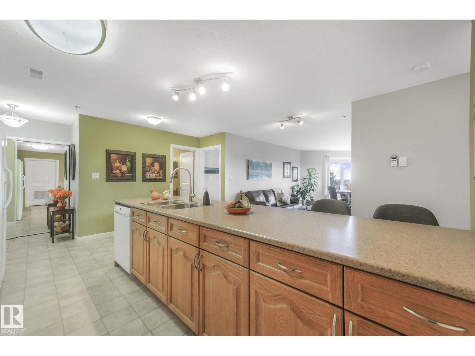 #415 530 Hooke Rd Nw, Edmonton, Alberta  T5A 5J5 - Photo 8 - E4470314