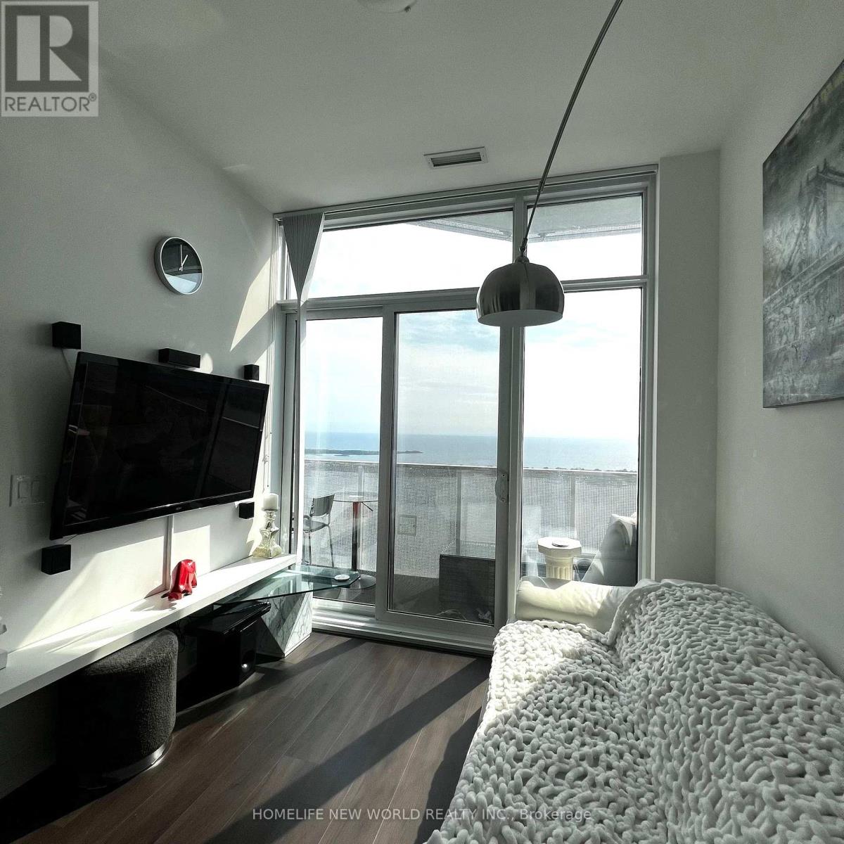 7208 - 88 Harbour Street, Toronto, Ontario  M5J 0C3 - Photo 9 - C12758138