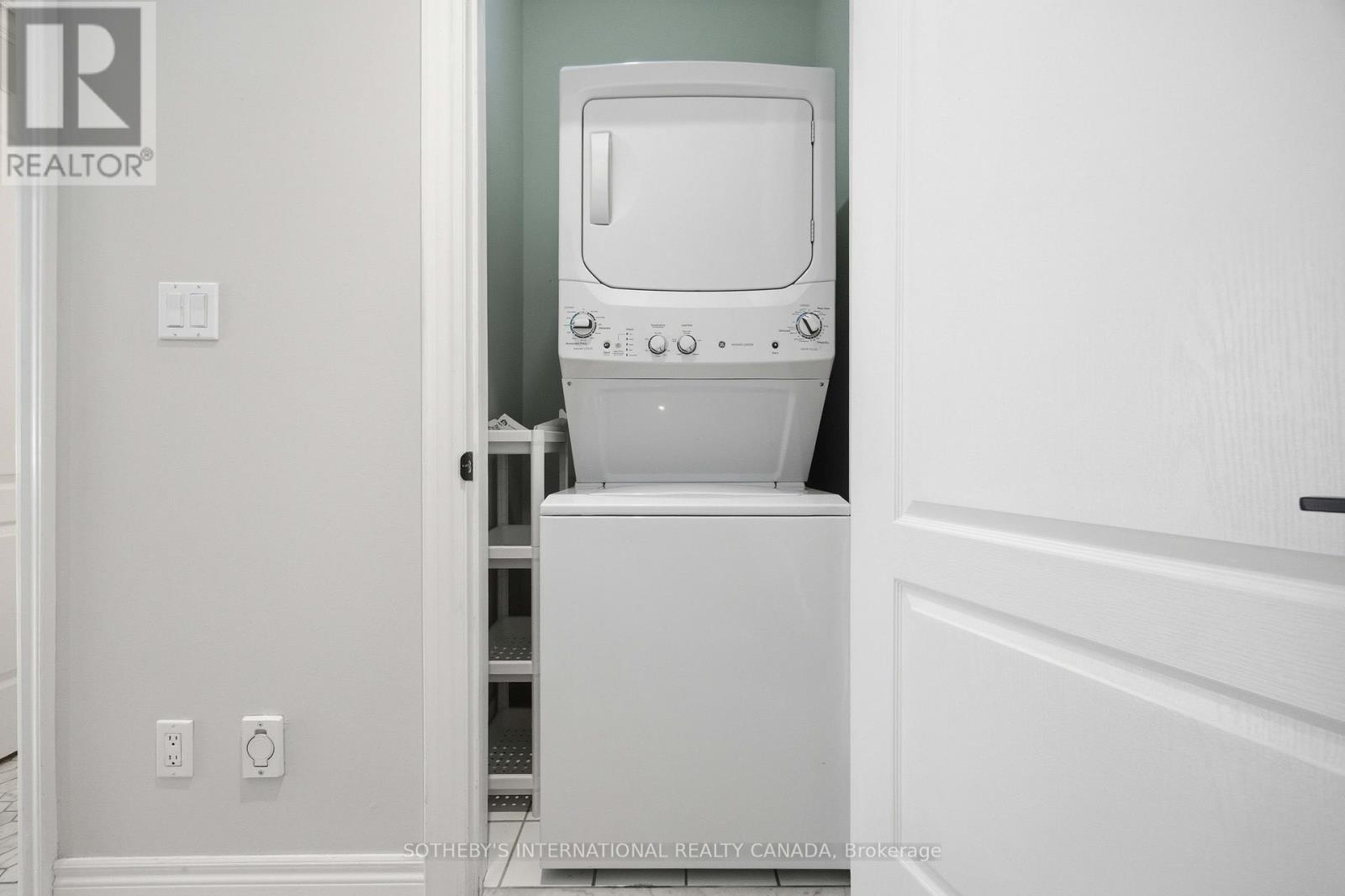 9 Gange Avenue, Toronto, Ontario  M4V 2B4 - Photo 16 - C12758154