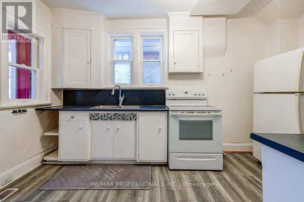 140 Hillsdale Avenue E, Toronto, Ontario  M4S 1T5 - Photo 17 - C12758168