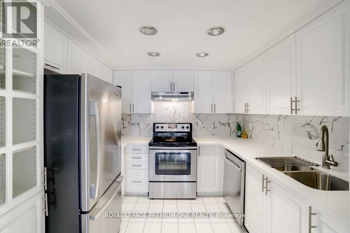 Sph 108 - 28 Hollywood Avenue, Toronto, Ontario  M2N 6S4 - Photo 14 - C12758196