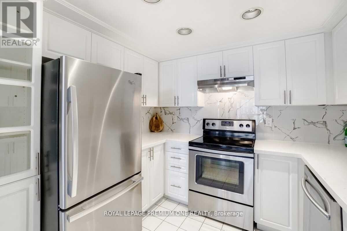 Sph 108 - 28 Hollywood Avenue, Toronto, Ontario  M2N 6S4 - Photo 15 - C12758196