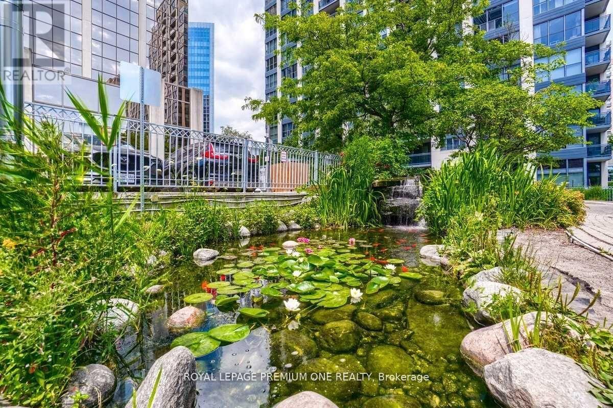 Sph 108 - 28 Hollywood Avenue, Toronto, Ontario  M2N 6S4 - Photo 4 - C12758196