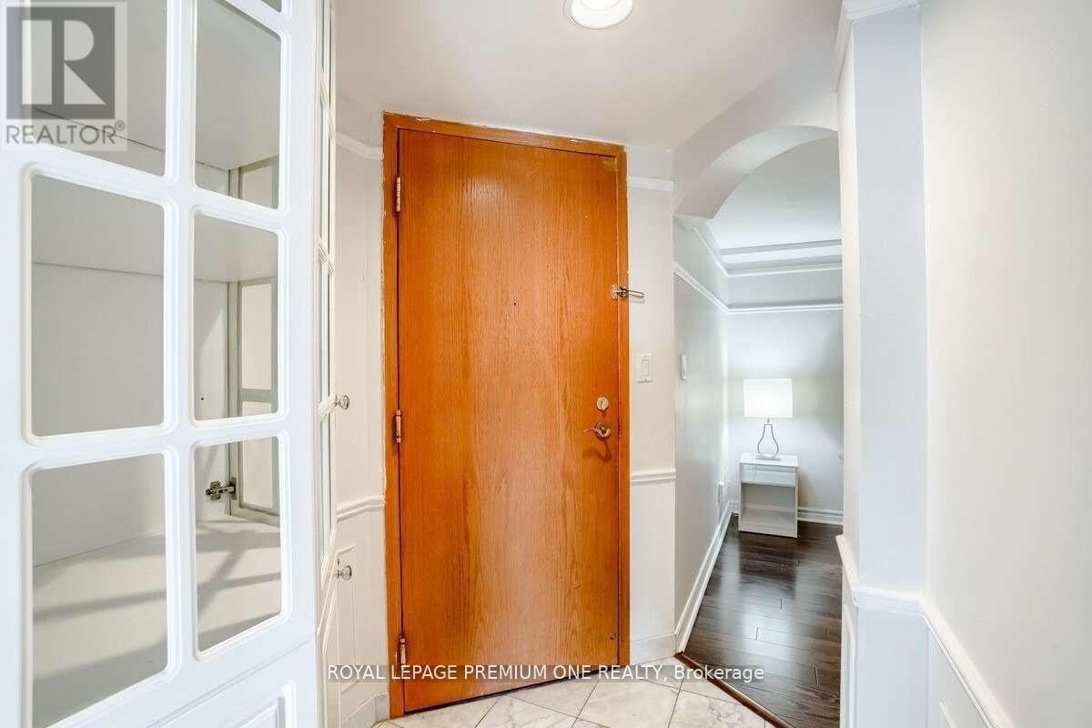 Sph 108 - 28 Hollywood Avenue, Toronto, Ontario  M2N 6S4 - Photo 9 - C12758196