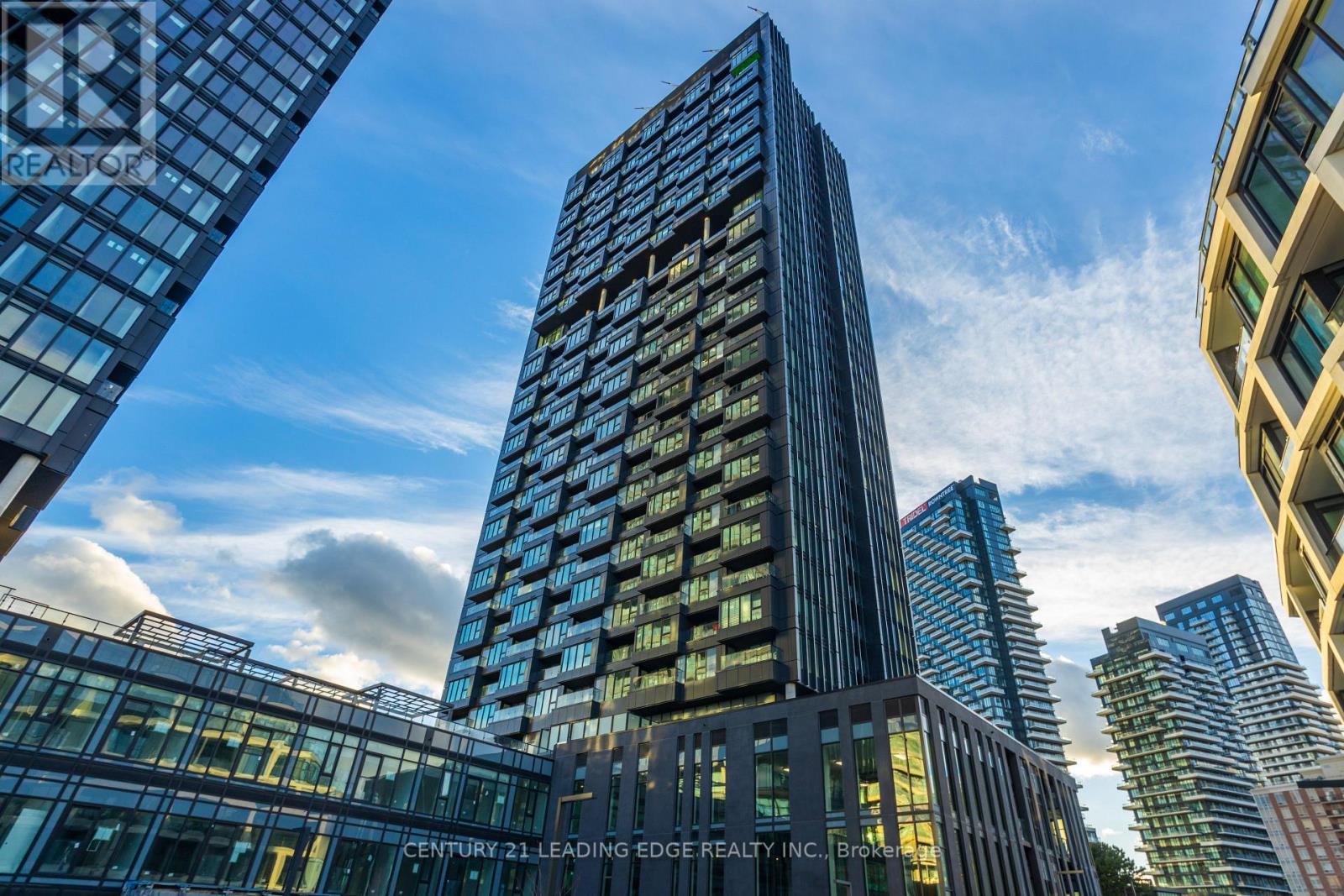 615 - 1 QUARRINGTON LANE, Toronto, Ontario