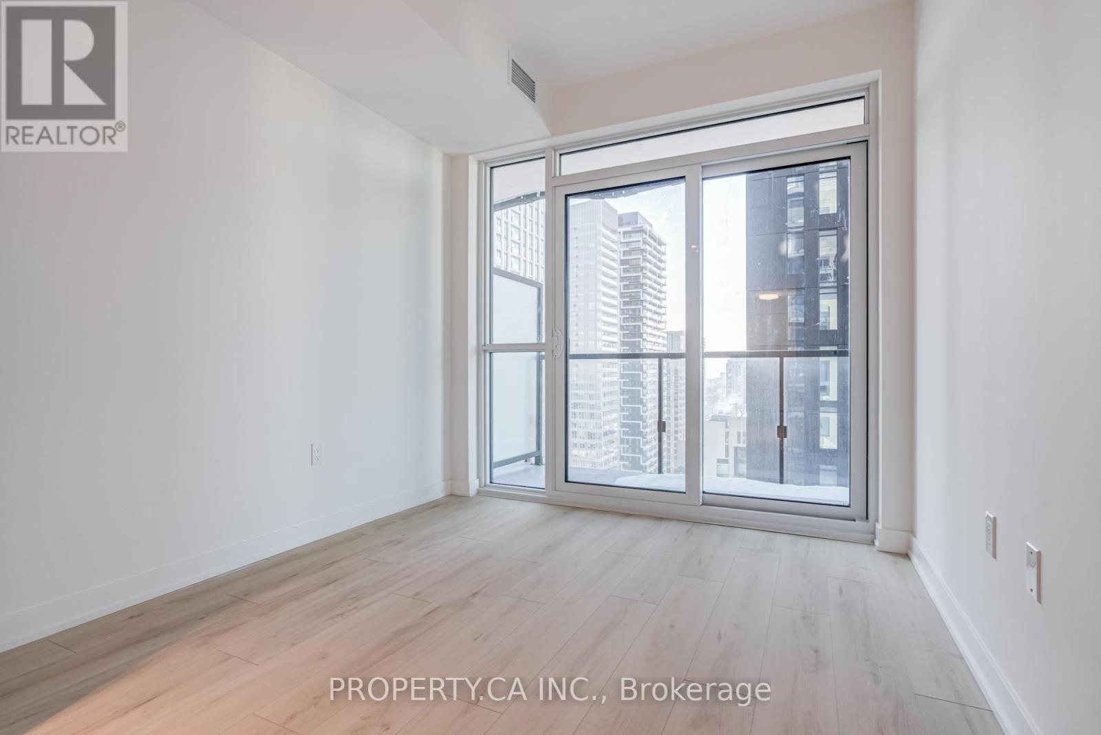 2404s - 110 Broadway Avenue, Toronto, Ontario  M4P 1V7 - Photo 19 - C12758214