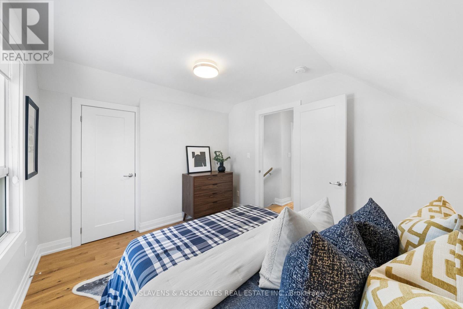 15 Ashbury Avenue, Toronto, Ontario  M6E 1V6 - Photo 29 - C12758266