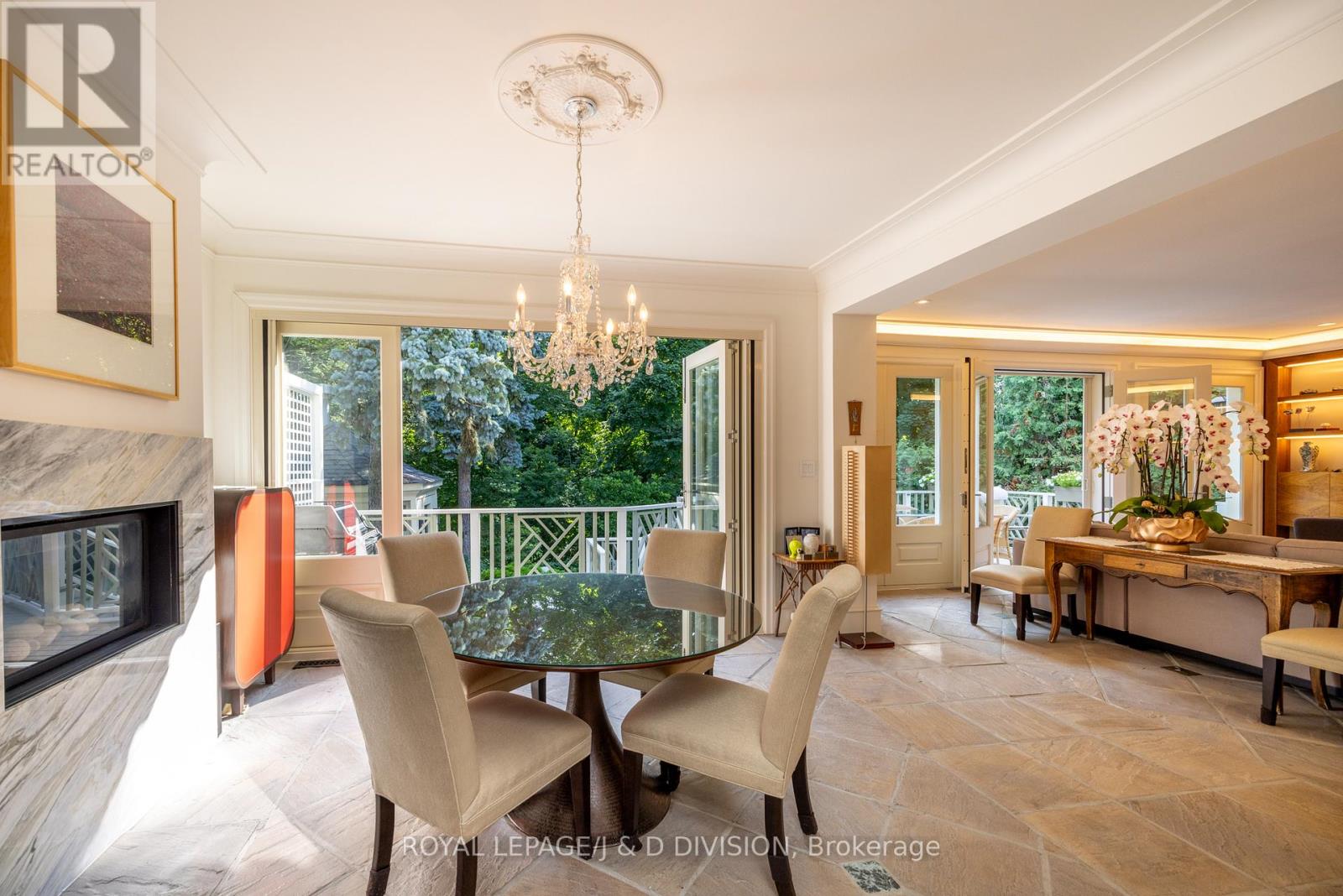 12 Forest Glen Crescent, Toronto, Ontario  M4N 2E8 - Photo 11 - C12758274