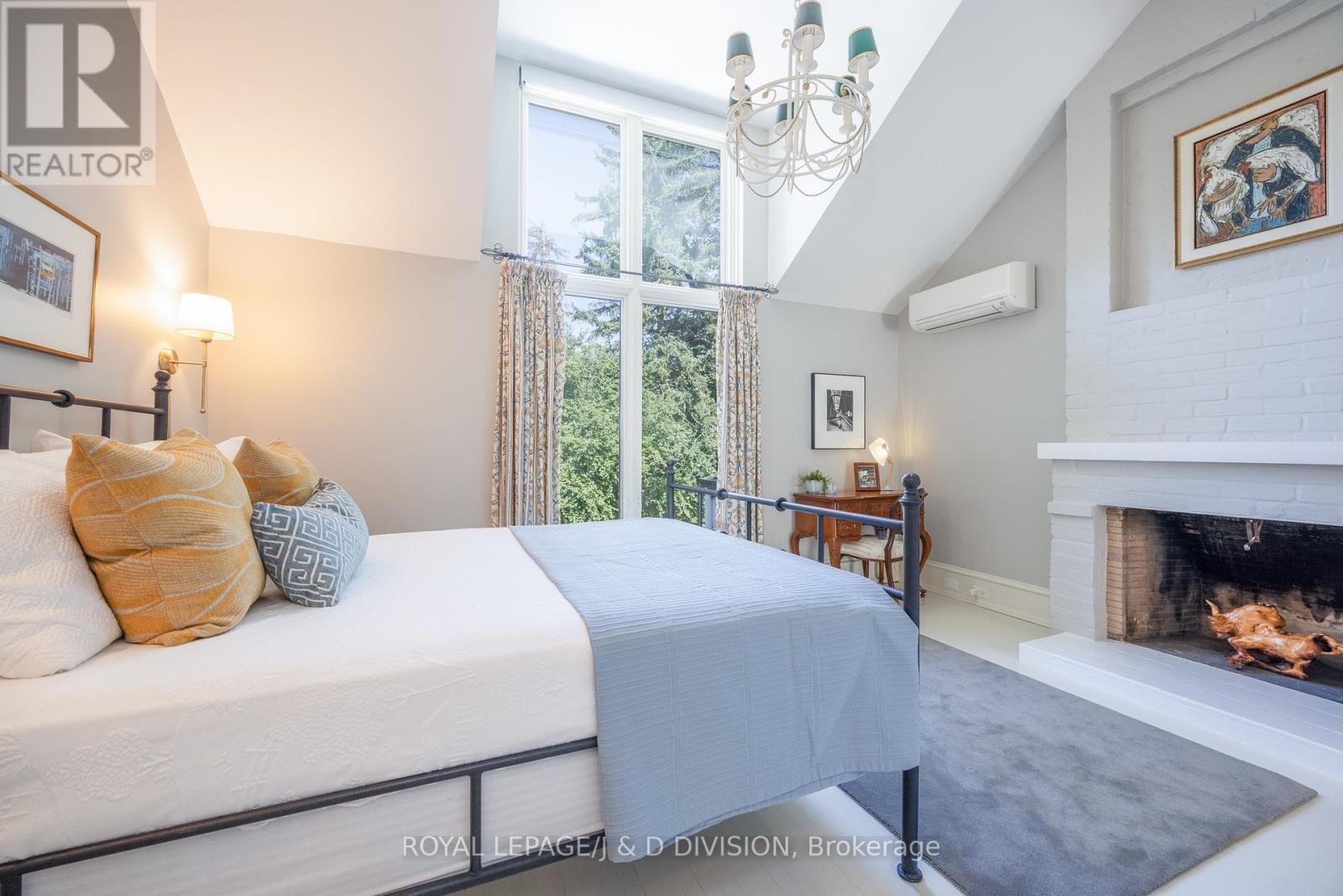 12 Forest Glen Crescent, Toronto, Ontario  M4N 2E8 - Photo 23 - C12758274