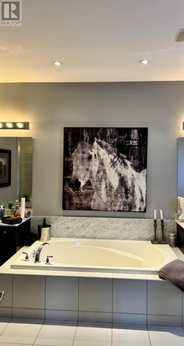 Main - 40 Augustine Avenue, Richmond Hill, Ontario  L4E 0L3 - Photo 22 - N12758224