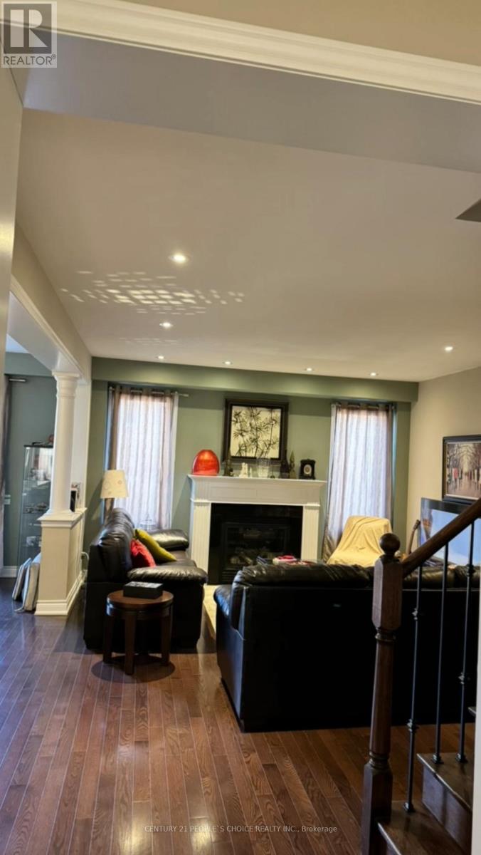 Main - 40 Augustine Avenue, Richmond Hill, Ontario  L4E 0L3 - Photo 8 - N12758224