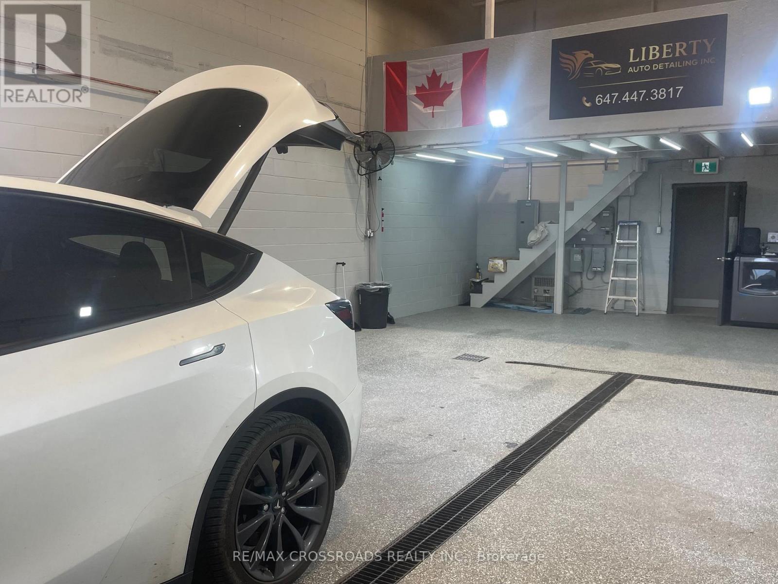 2 - 33 Peelar Road, Vaughan, Ontario  L4K 1A3 - Photo 6 - N12758228