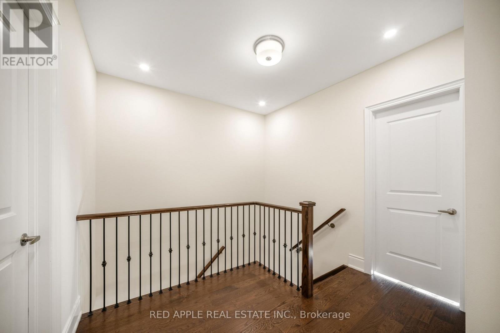 9392 Bayview Avenue, Richmond Hill, Ontario  L4C 4Z2 - Photo 17 - N12758256