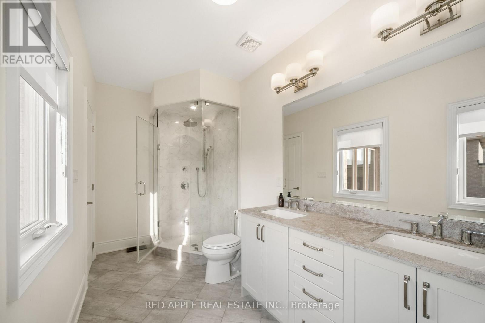 9392 Bayview Avenue, Richmond Hill, Ontario  L4C 4Z2 - Photo 20 - N12758256