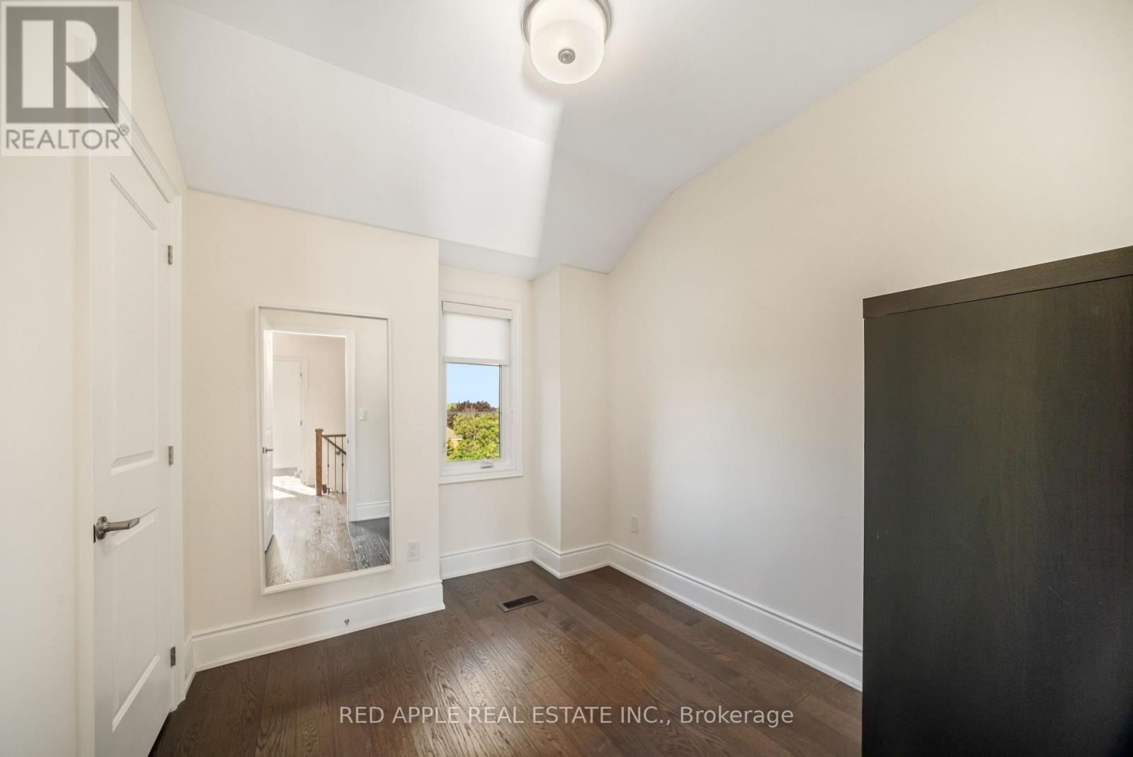 9392 Bayview Avenue, Richmond Hill, Ontario  L4C 4Z2 - Photo 24 - N12758256