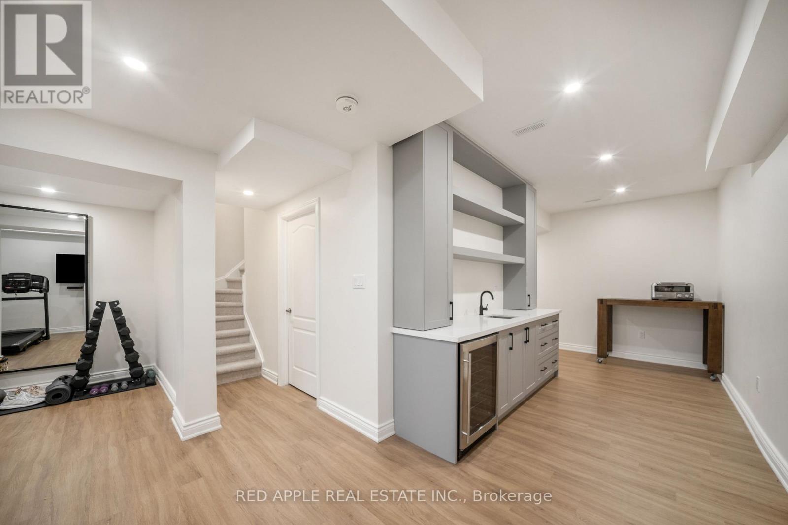 9392 Bayview Avenue, Richmond Hill, Ontario  L4C 4Z2 - Photo 25 - N12758256