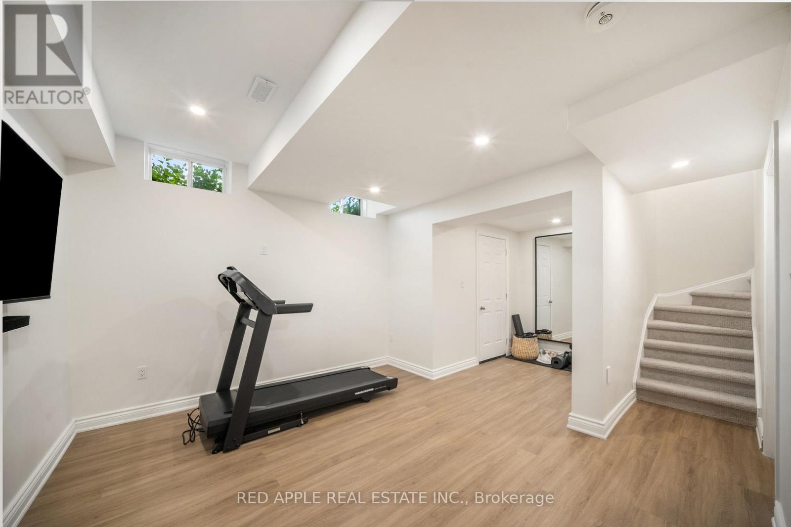 9392 Bayview Avenue, Richmond Hill, Ontario  L4C 4Z2 - Photo 27 - N12758256