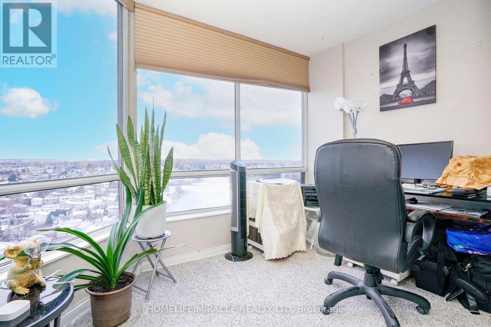 1705 - 26 Hanover Road, Brampton, Ontario  L6S 4T2 - Photo 11 - W12758094