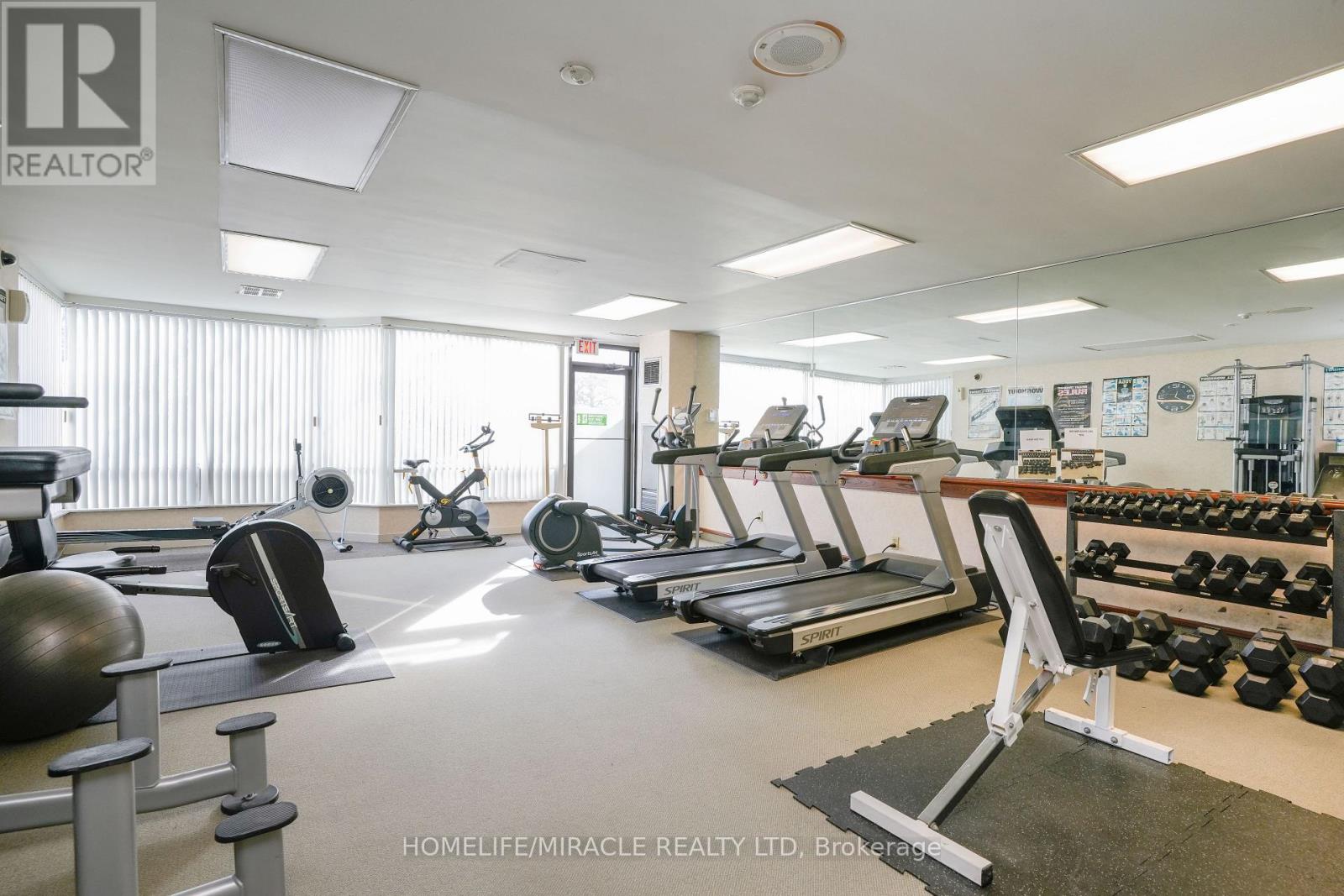 1705 - 26 Hanover Road, Brampton, Ontario  L6S 4T2 - Photo 24 - W12758094