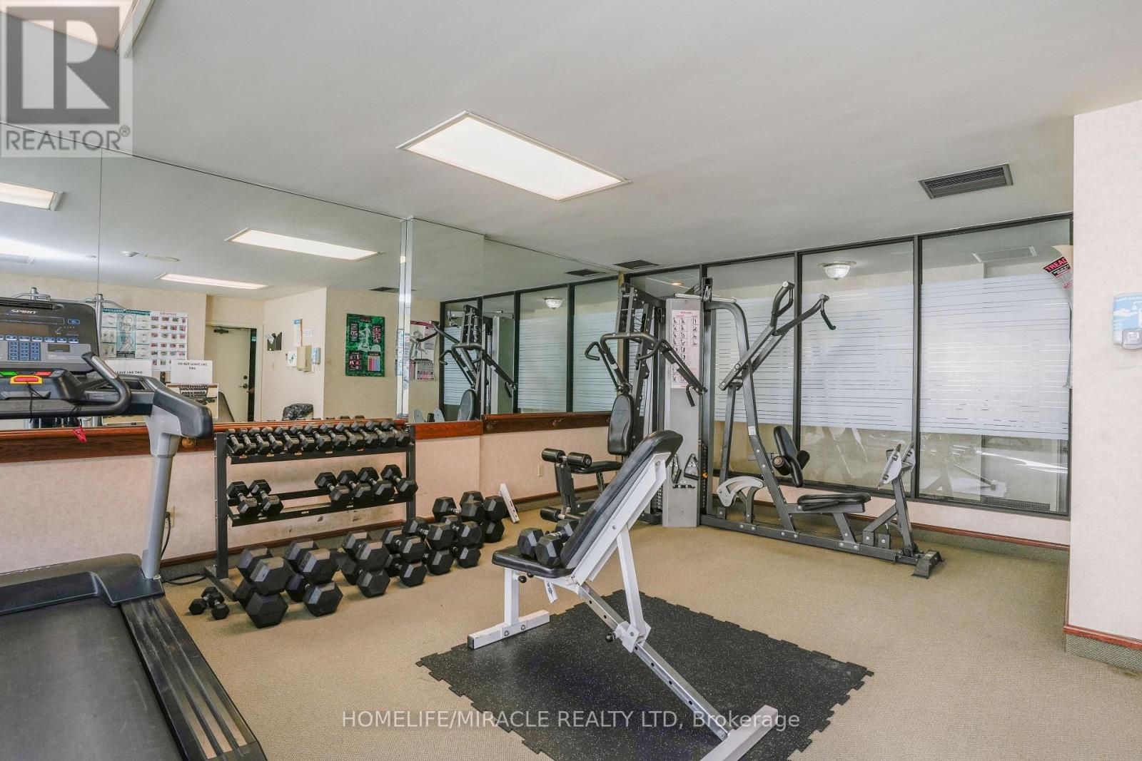 1705 - 26 Hanover Road, Brampton, Ontario  L6S 4T2 - Photo 25 - W12758094