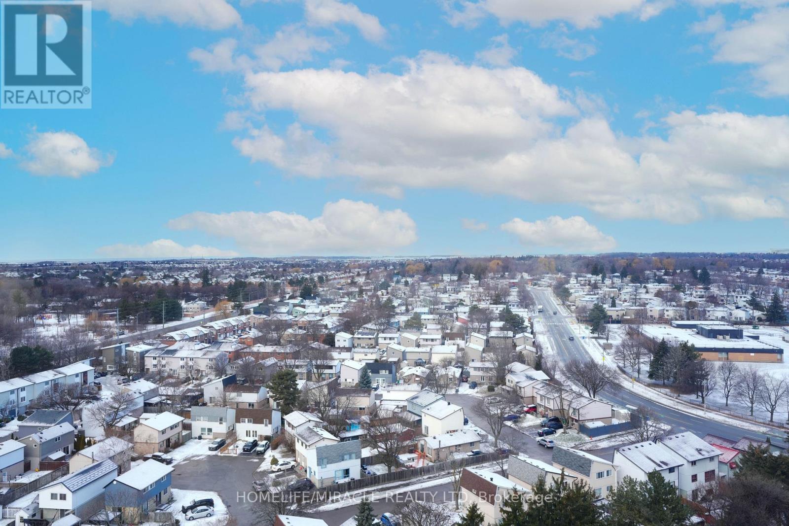 1705 - 26 Hanover Road, Brampton, Ontario  L6S 4T2 - Photo 3 - W12758094