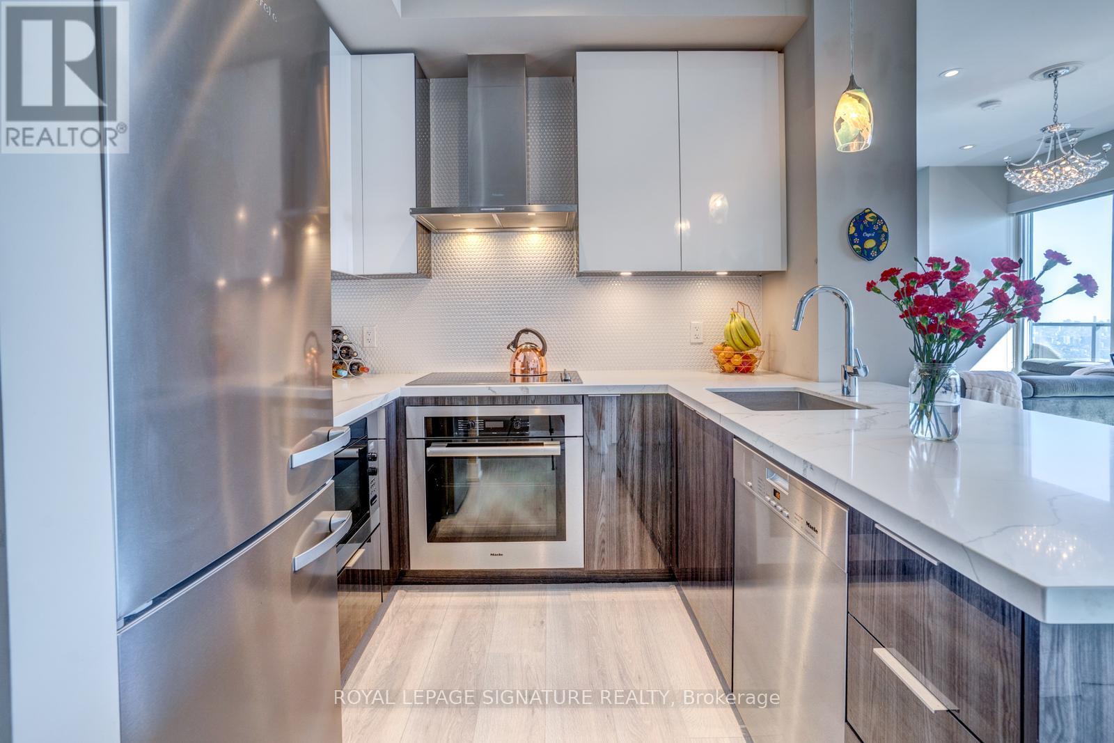 Lph05a - 30 Shore Breeze Drive, Toronto (Mimico), Ontario  M8V 0J1 - Photo 7 - W12758100