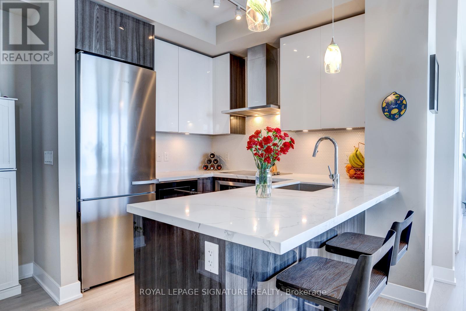 Lph05a - 30 Shore Breeze Drive, Toronto (Mimico), Ontario  M8V 0J1 - Photo 8 - W12758100