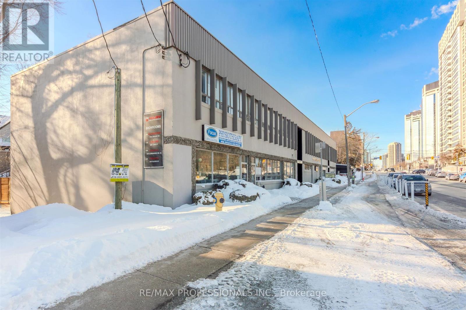 203 - 3269 Bloor Street W, Toronto (Stonegate-Queensway), Ontario  M8Z 4B2 - Photo 17 - W12758112