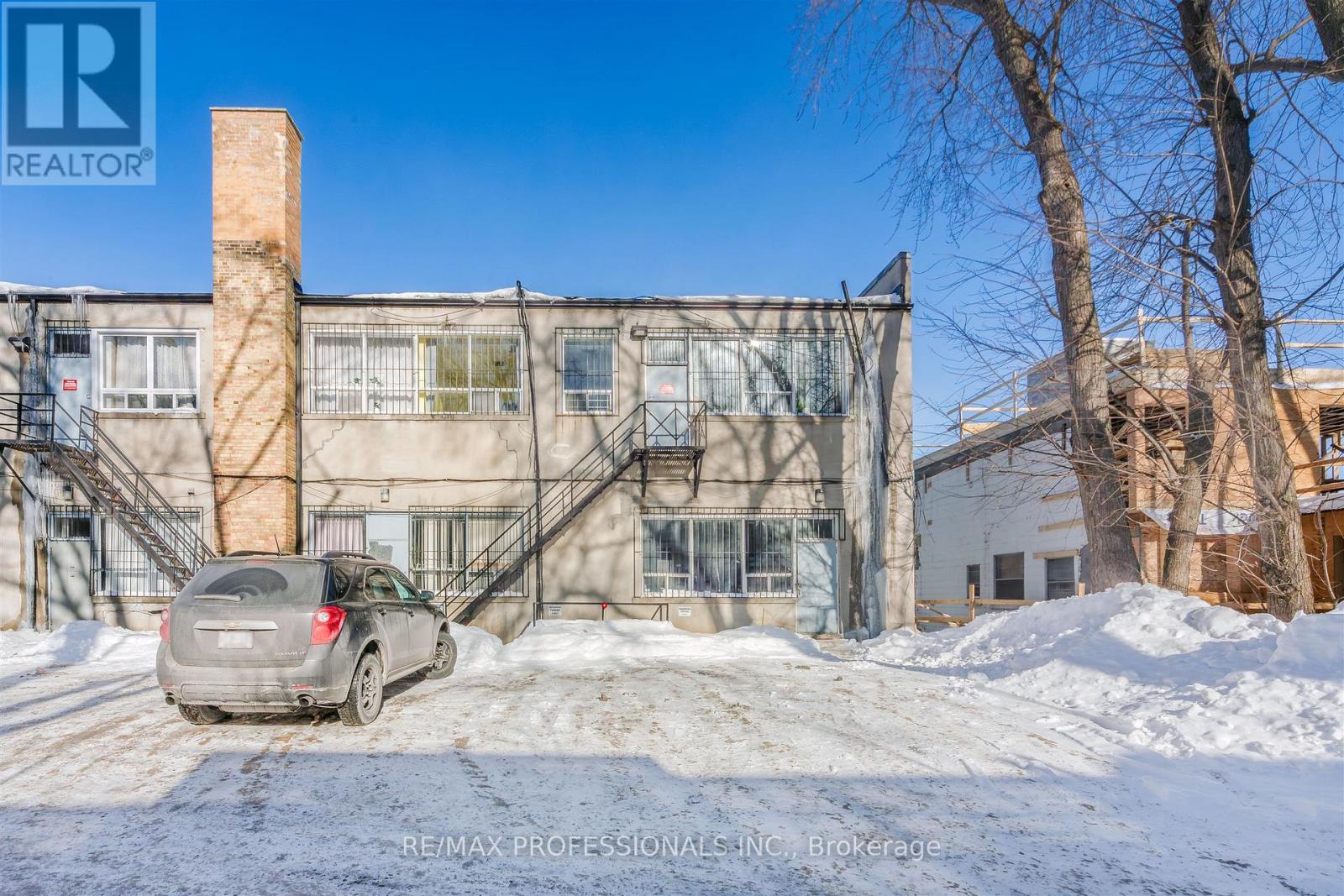 203 - 3269 Bloor Street W, Toronto (Stonegate-Queensway), Ontario  M8Z 4B2 - Photo 19 - W12758112