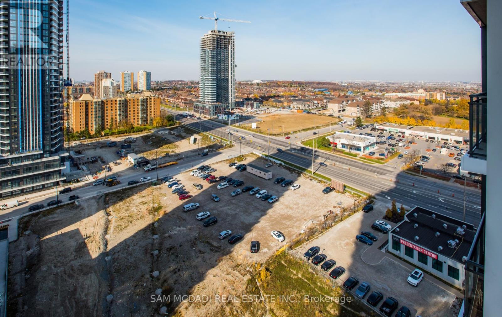 1602 - 55 Eglinton Avenue W, Mississauga, Ontario  L5R 0E5 - Photo 18 - W12758128