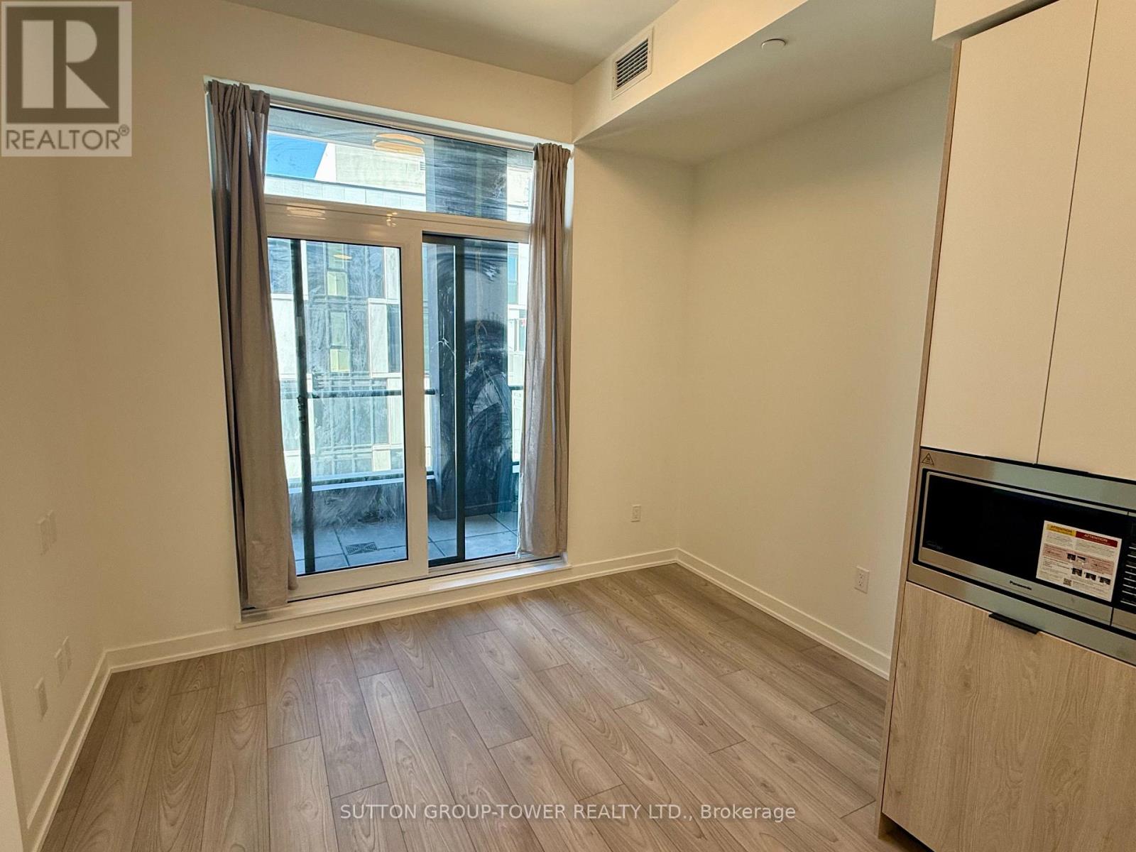 914 - 1007 The Queensway, Toronto (Islington-City Centre West), Ontario  M8Z 6C7 - Photo 8 - W12758132