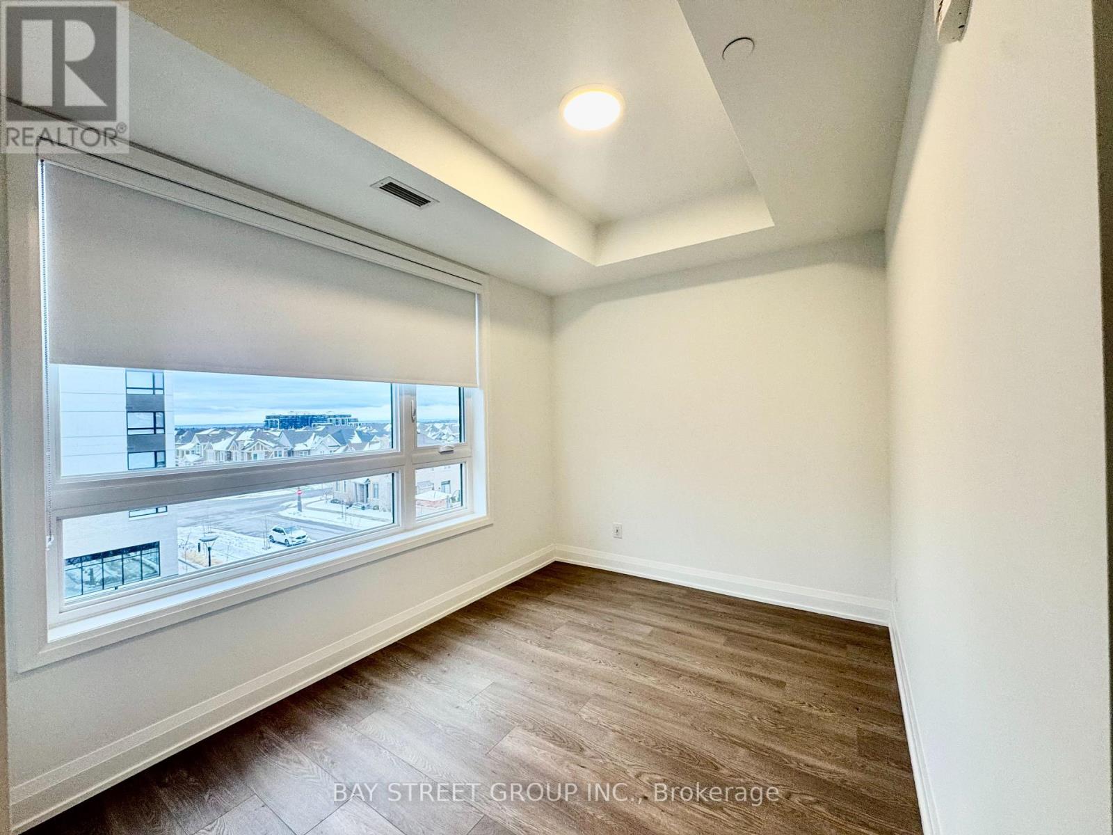 409 - 3250 Carding Mill Trail, Oakville, Ontario  L6M 1L3 - Photo 6 - W12758158