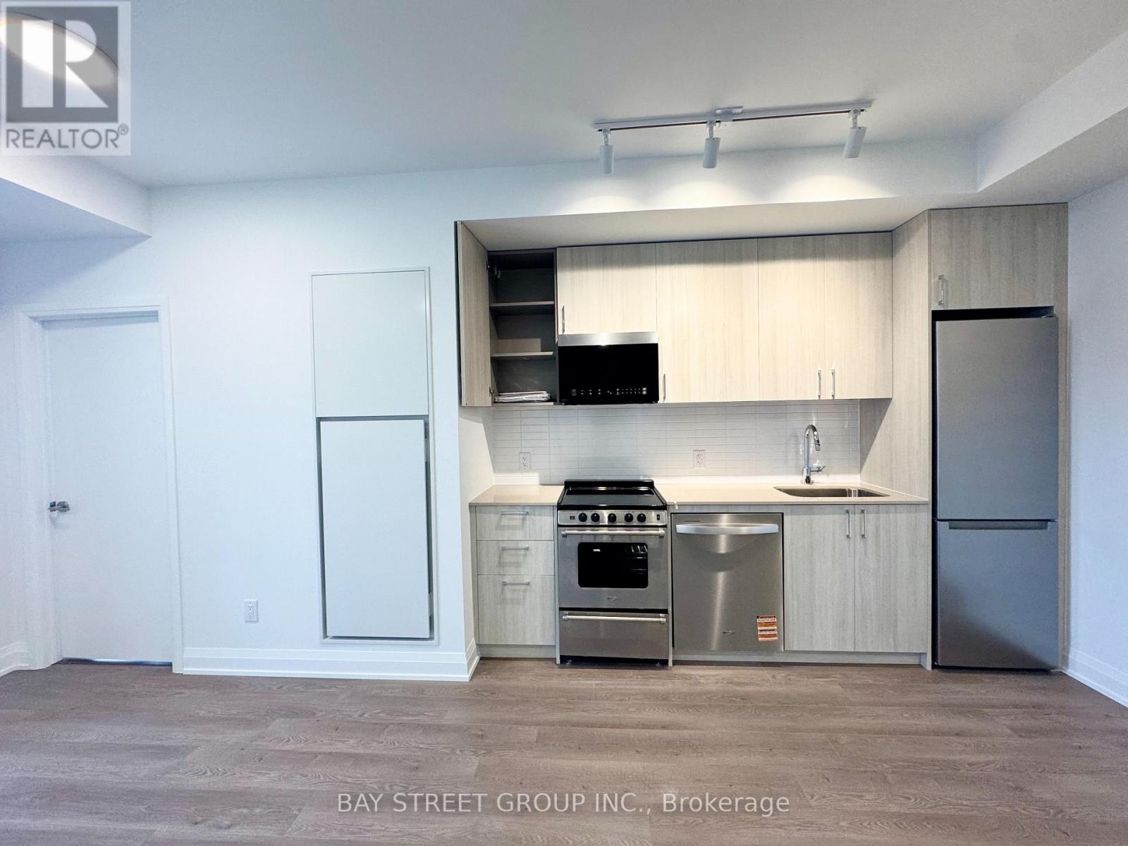 409 - 3250 Carding Mill Trail, Oakville, Ontario  L6M 1L3 - Photo 9 - W12758158