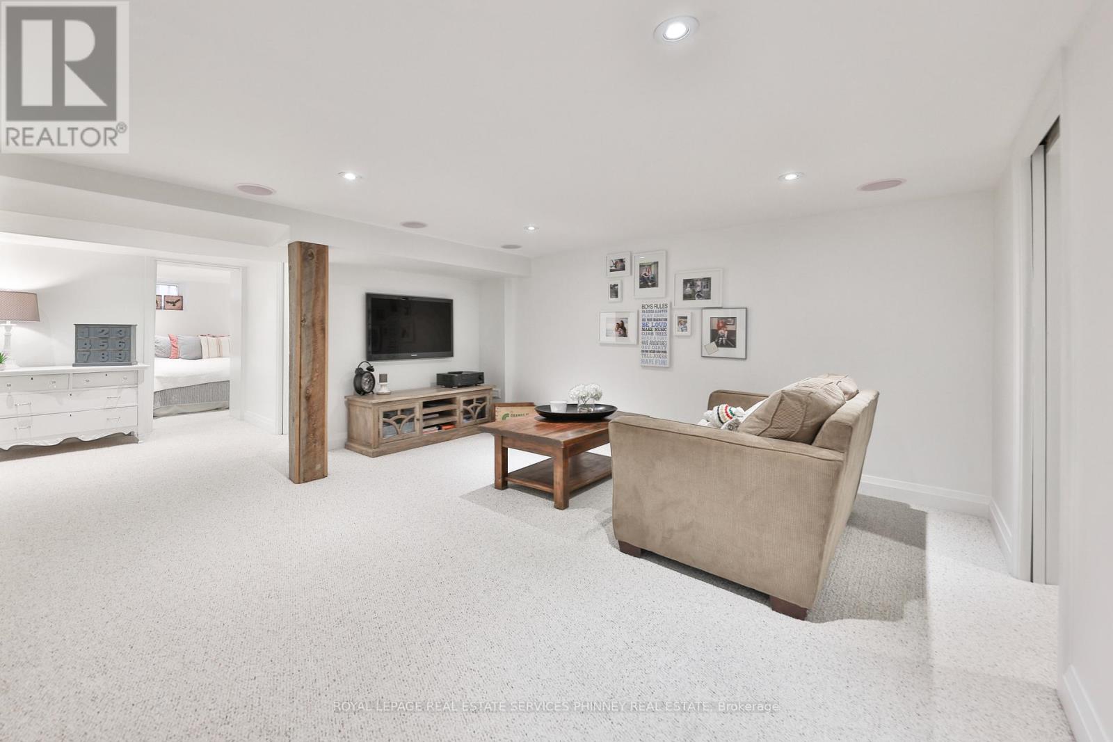 886 Whitney Drive, Mississauga, Ontario  L4Y 1E7 - Photo 28 - W12758262