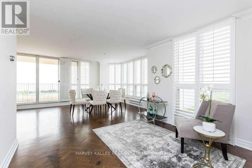 1402 - 2285 Lake Shore Boulevard W, Toronto (Mimico), Ontario  M8V 3X9 - Photo 5 - W12758278