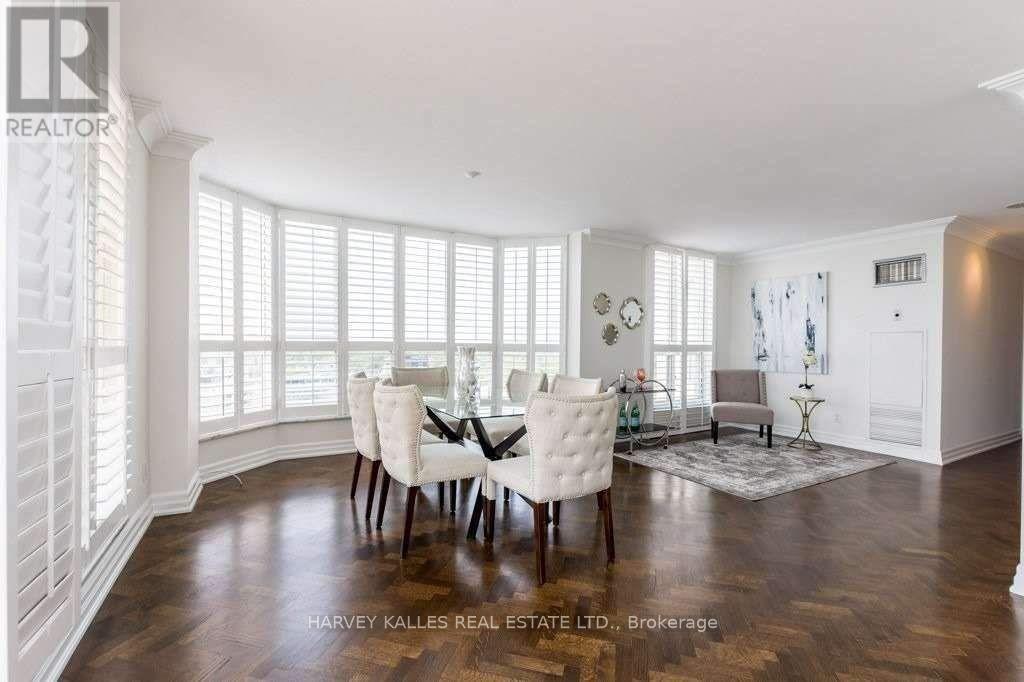 1402 - 2285 Lake Shore Boulevard W, Toronto (Mimico), Ontario  M8V 3X9 - Photo 6 - W12758278