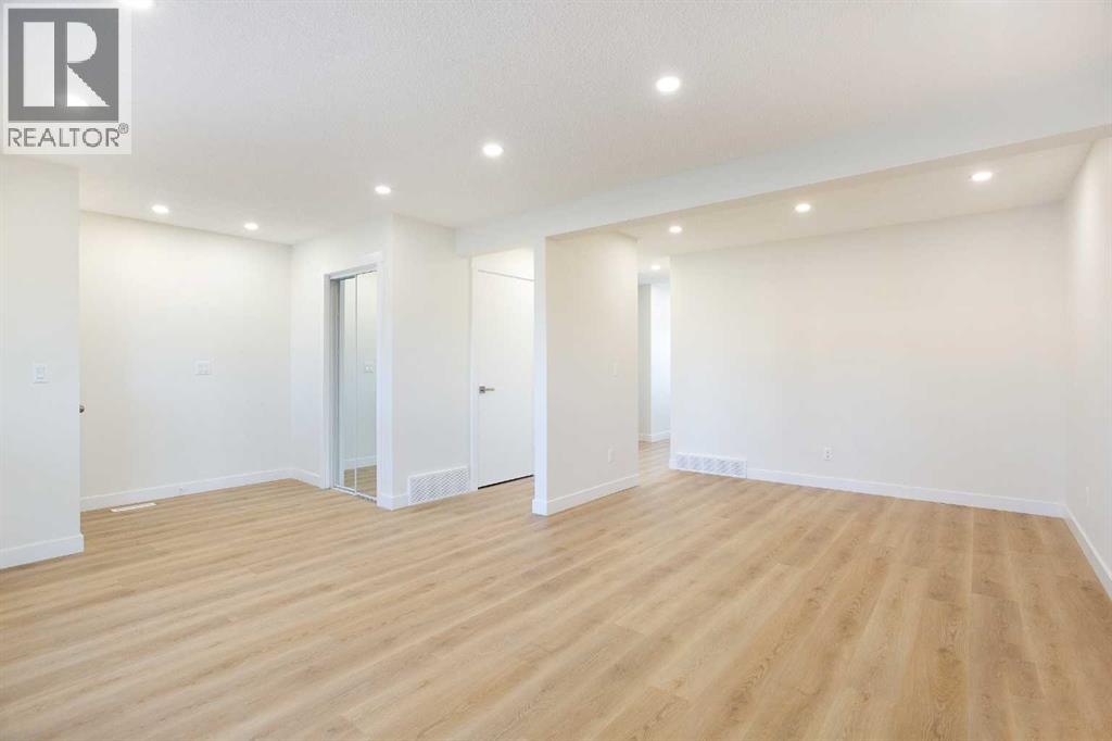 14668 Deer Run Drive Se, Calgary, Alberta  T2J 5Z2 - Photo 5 - A2280251