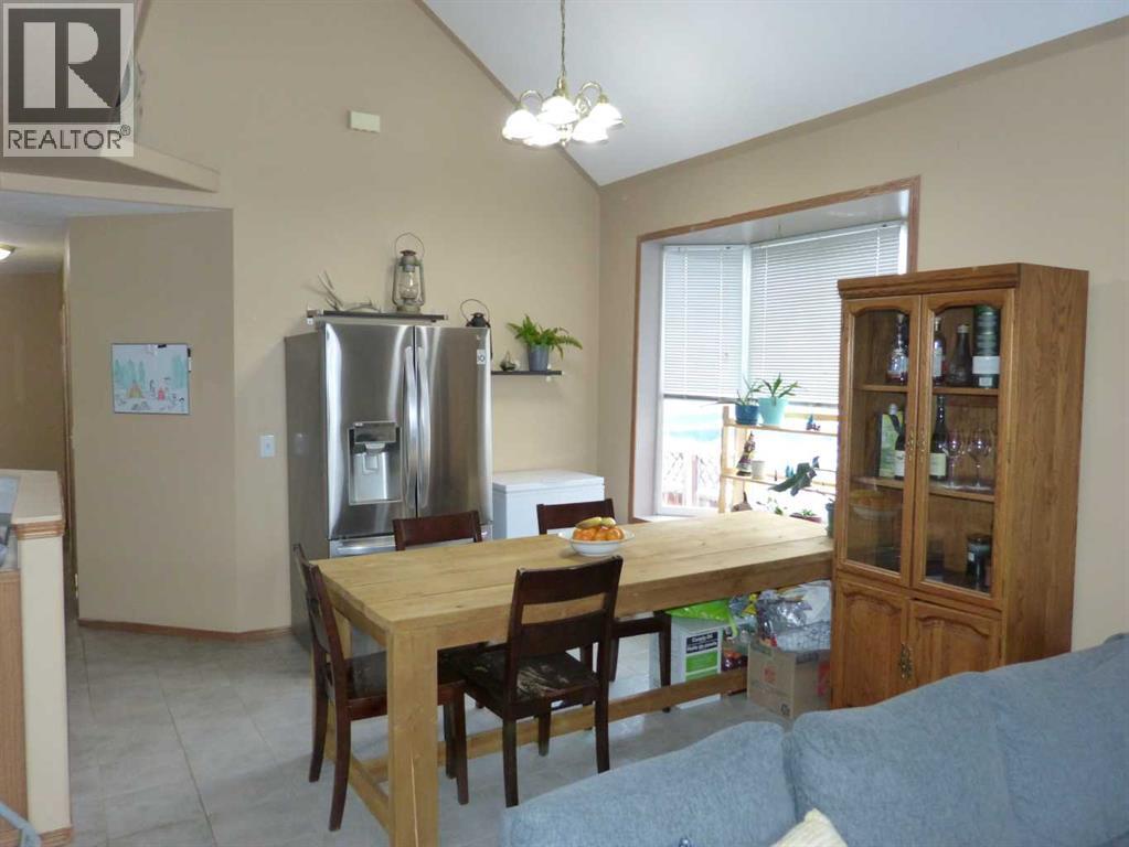 418 9 Street, Beiseker, Alberta  T0M 0G0 - Photo 6 - A2283055